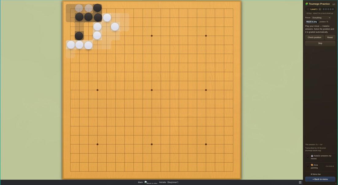 Prática de tsumego no Frank GO: um problema de canto no tabuleiro com o overlay de pintura de área ligado, e o painel lateral mostrando nível 1, foco, e o aviso de que o KataGo responde as jogadas.